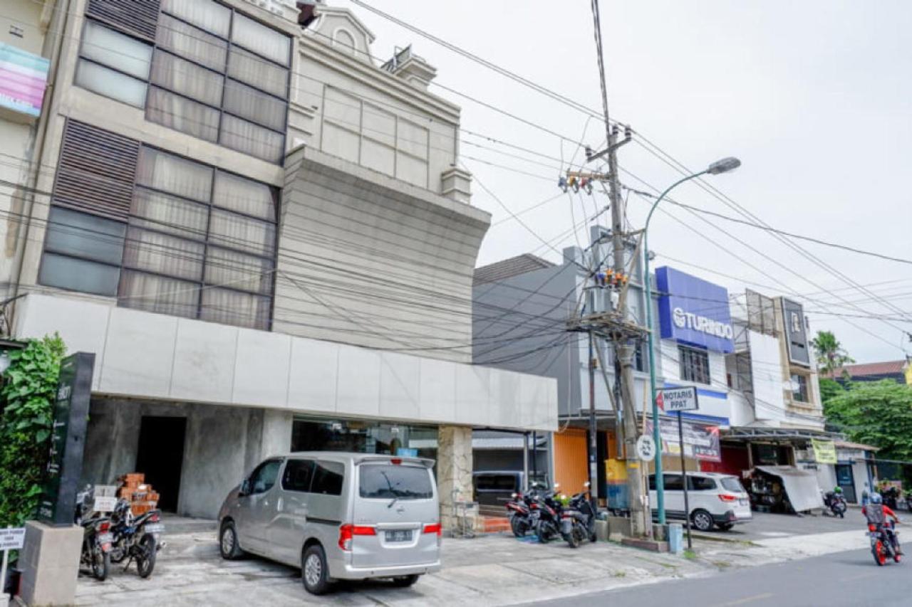 Sans Hotel Ekkon Yogyakarta By Reddoorz Ngabean Экстерьер фото